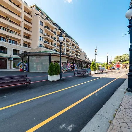 Admiral Amazing Sea View