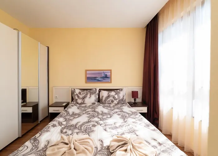 Admiral Amazing Sea View *