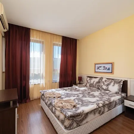 Admiral Amazing Sea View Apartment