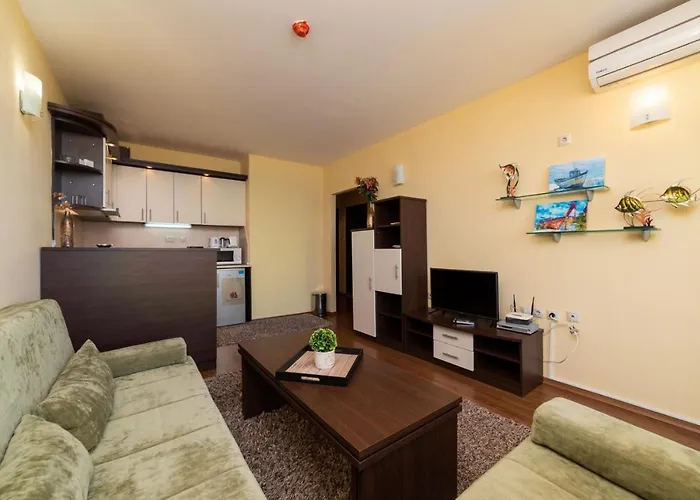 Admiral Amazing Sea View *